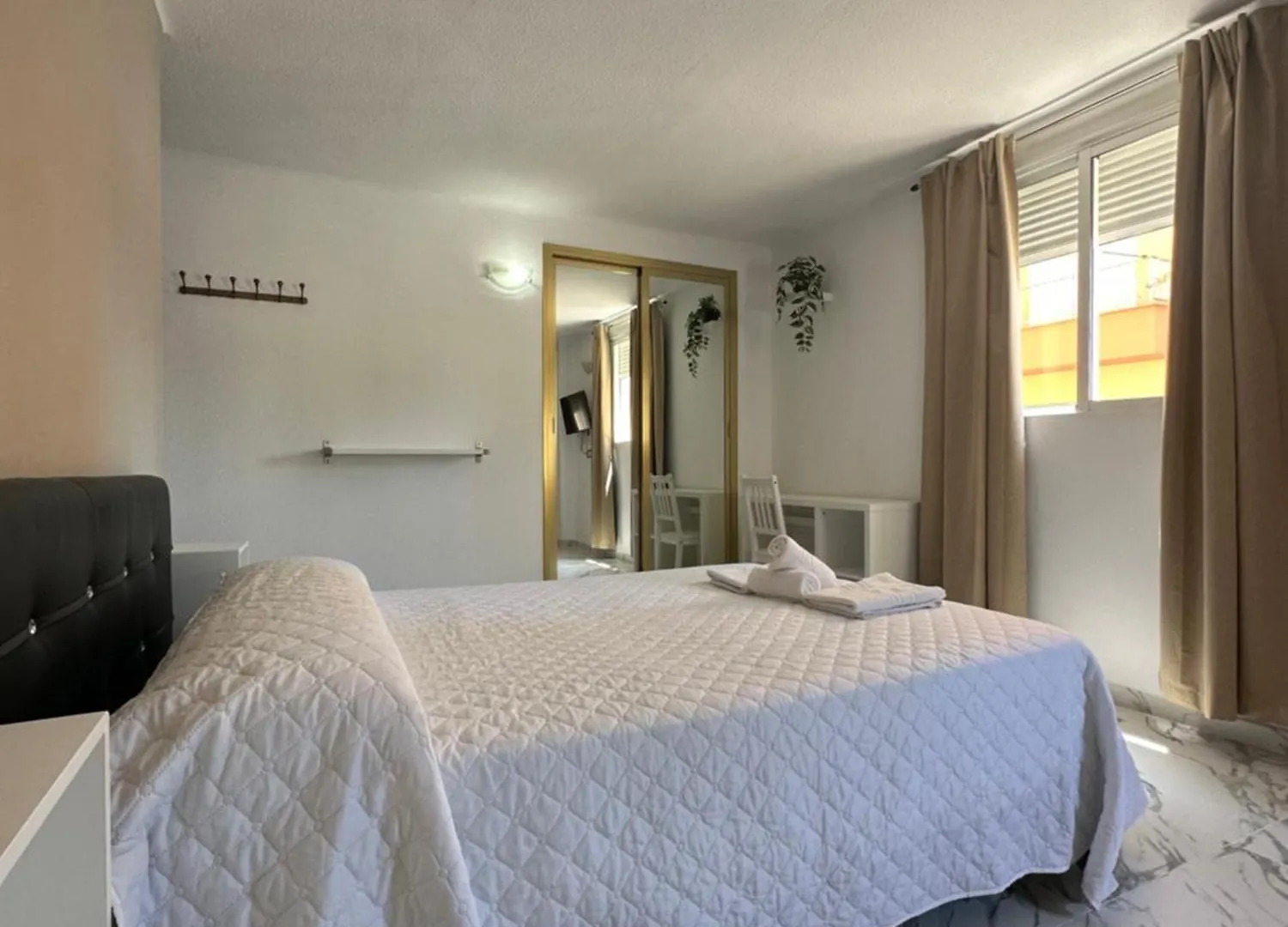 Hotel Avenida ベレス 0*,