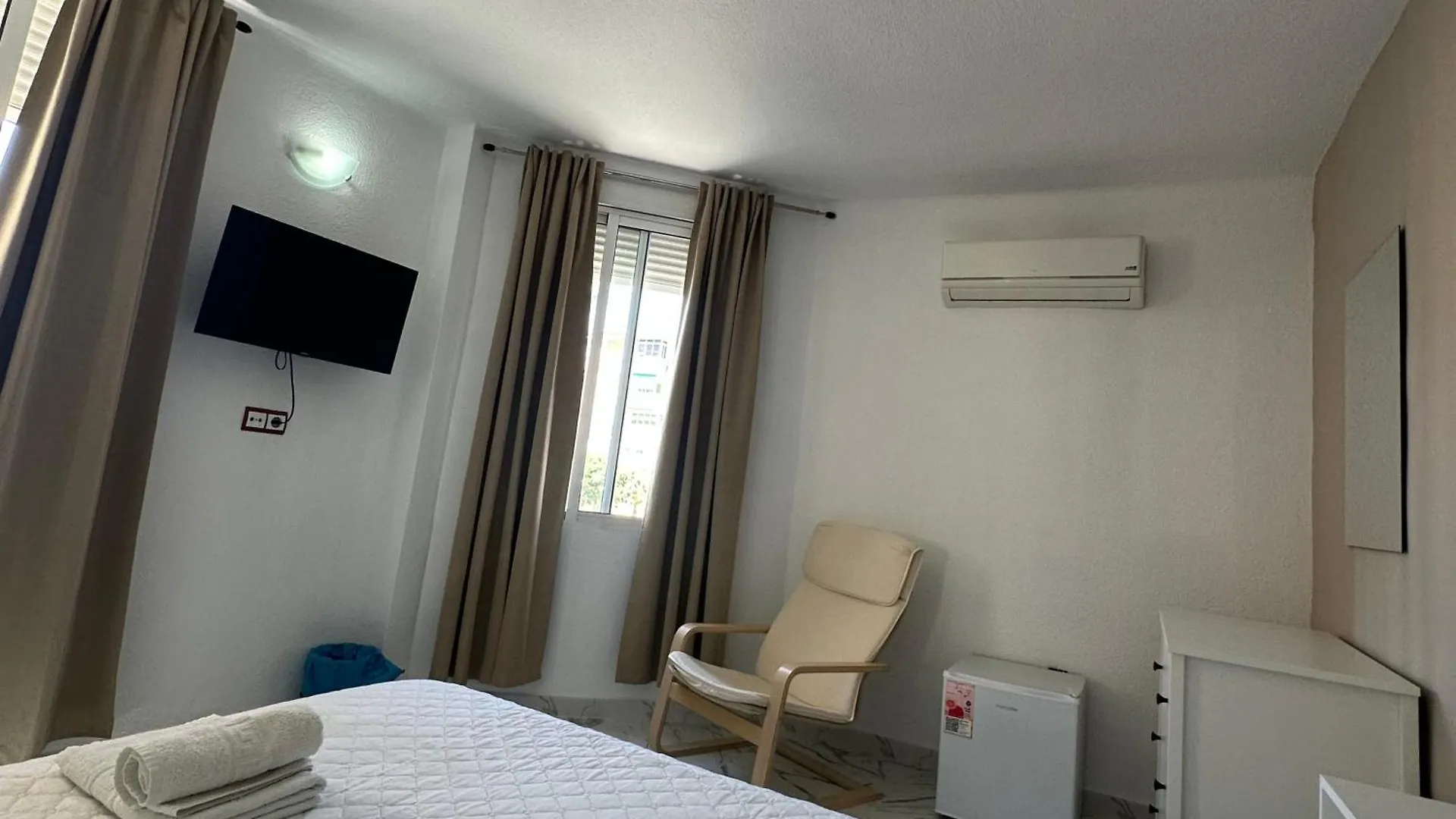 アパート Hotel Avenida ベレス