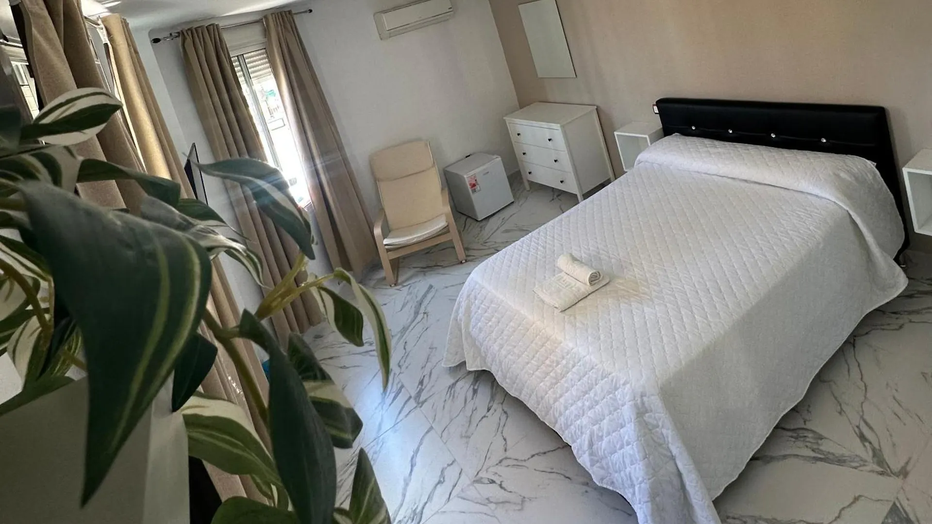 Hotel Avenida ベレス アパート
