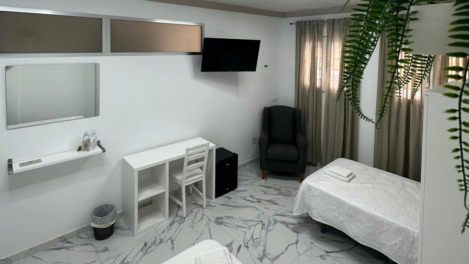 Hotel Avenida ベレス アパート